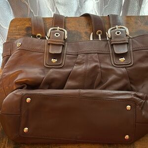 Used coach shoulder bag